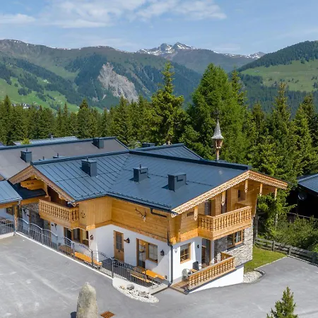 Otel Falkensteinalm Hochkrimml 4*